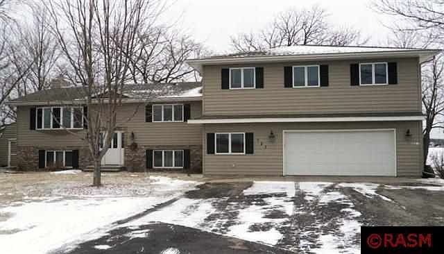 1st image of 325 N Duck Lake Ave
