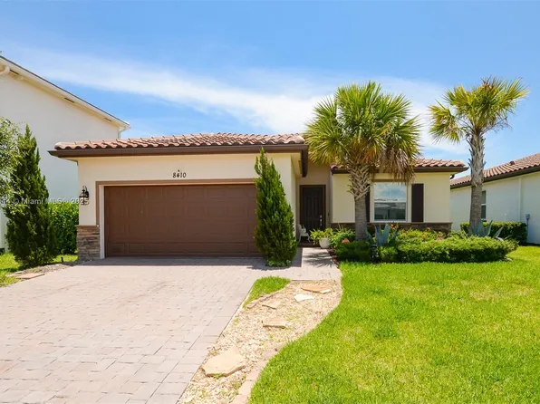 8410 NW Greenbank Cir, Port Saint Lucie, FL 34987