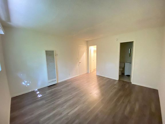 5th image of 11260 Westminster Ave APT 31