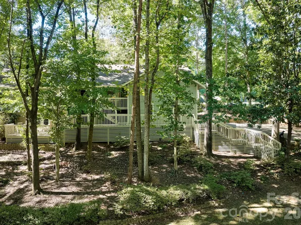 70 Honeysuckle Woods, Clover, SC 29710
