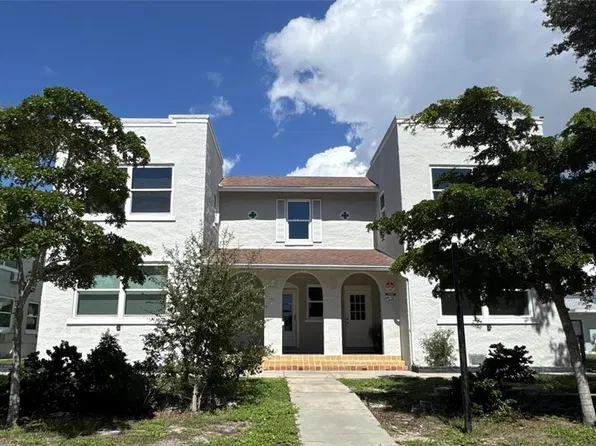 424 Armada Rd S APT 3, Venice, FL 34285