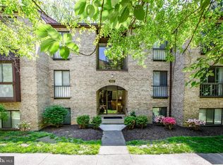 2037 Royal Fern Ct APT 12C, Reston, VA 20191