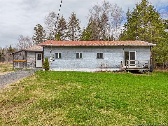3rd image of 154 Scotch Lake Rd
