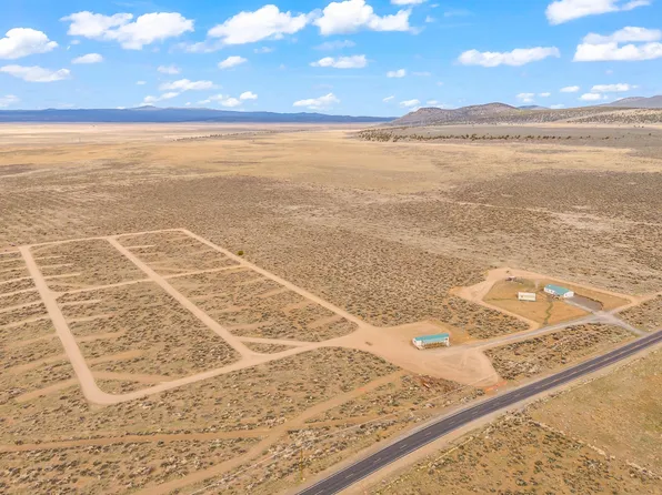 53476 Arrow Gap Rd, Silver Lake, OR 97638