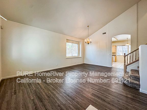 3rd image of 2128 Topham Ct