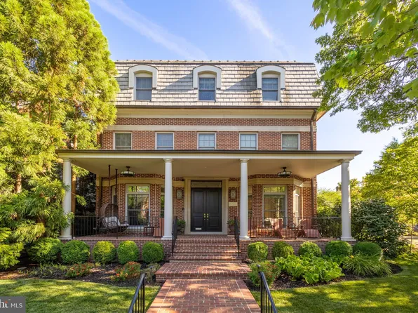 3101 Cathedral Ave NW, Washington, DC 20008