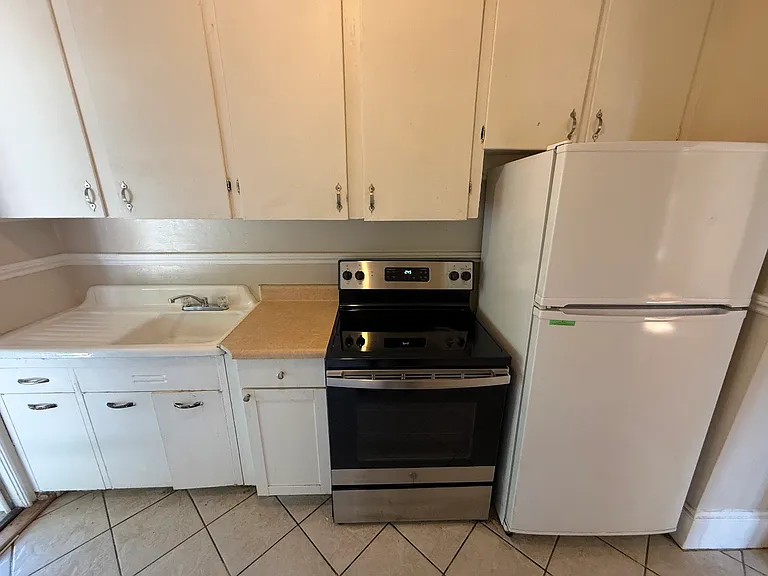 133 Westford St #12 — Photo 2