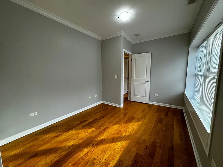 4057 W Melrose St #2 — Photo 9