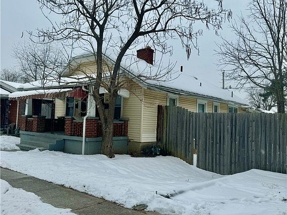 2nd image of 444 Adelite Ave #442