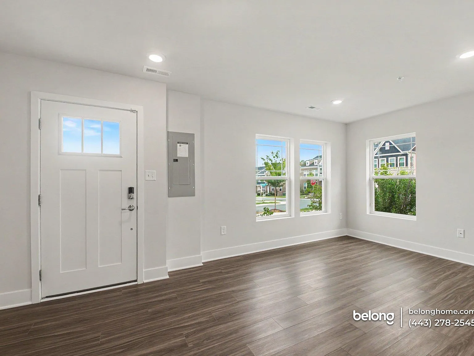 3 bed, 4.0 bath, 2205 sqft, $3,145 — Photo 3