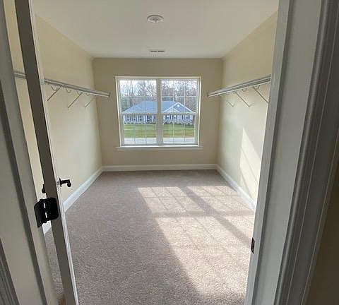 4th image of 8013 Floyds Quarter Ct