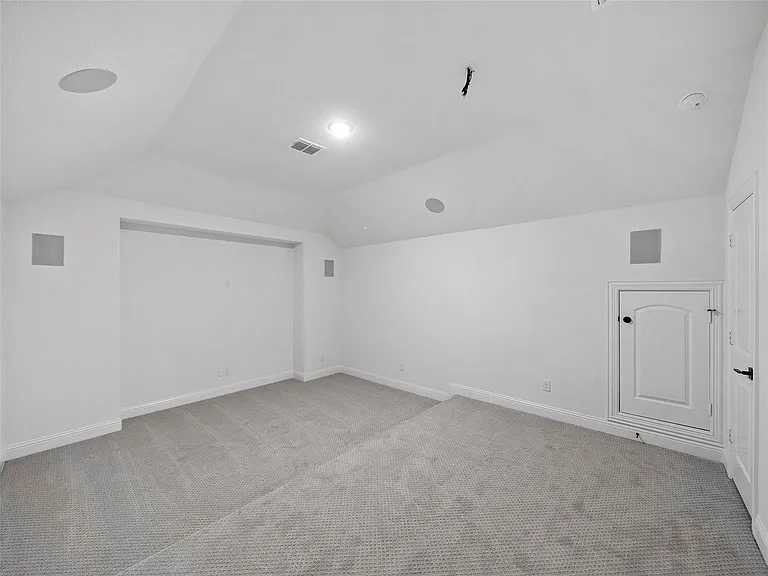 4280 Mill Pond Dr — Photo 27