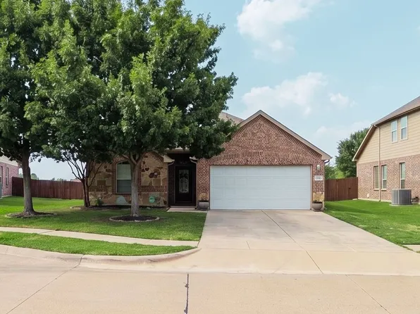1336 Shelley Dr, Burleson, TX 76028
