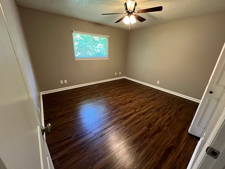 4299 Byrnewood Village Cir #B — Photo 5
