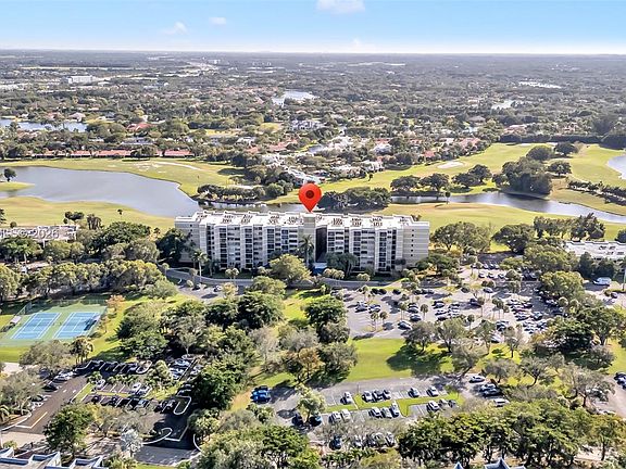 3rd image of 16300 Golf Club Rd APT 408