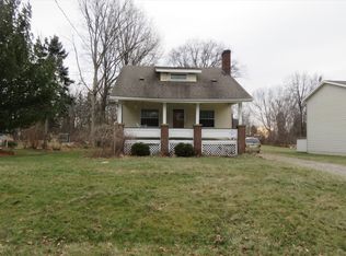 2072 Liberty Rd, Stow, OH 44224
