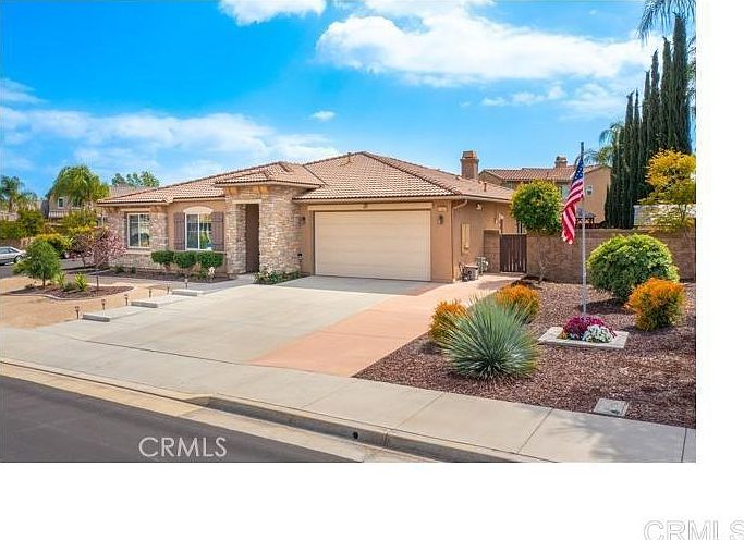 1st image of 31557 Whitecrown Dr