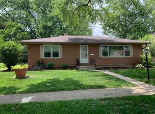 238 N Oak St, West Chicago, IL 60185
