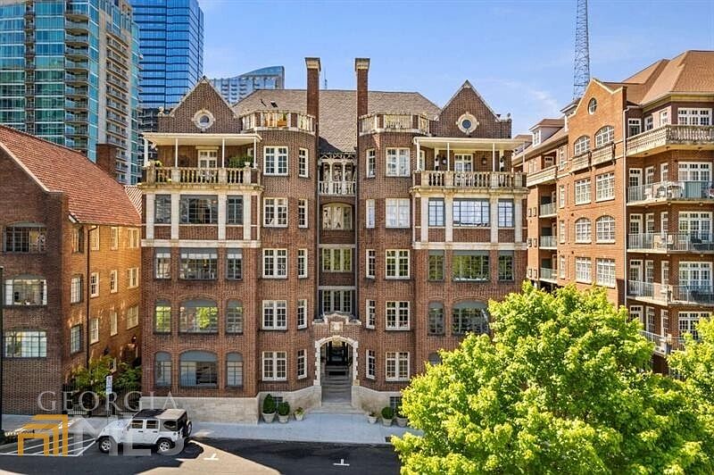 81 Peachtree Pl NE APT 8, Atlanta, GA 30309 Zillow