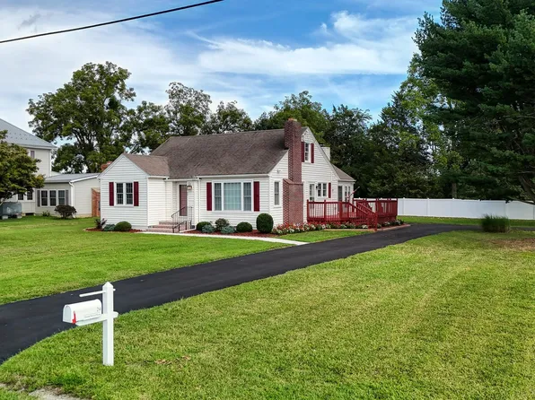 24 Cedar Beach Rd, Milford, DE 19963