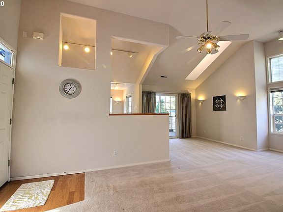 4th image of 13210 SE 7th St Unit C18