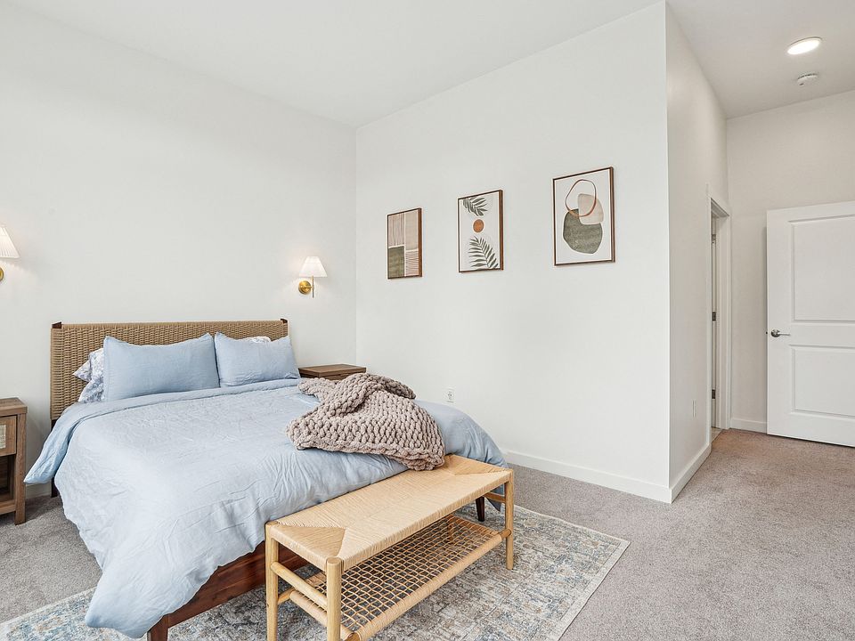 Building Photo 5