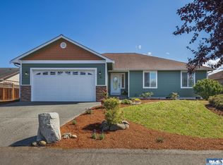 41 W Cobblestone Ln, Sequim, WA 98382