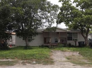 881 W Avenue D, ROBSTOWN, TX 78380