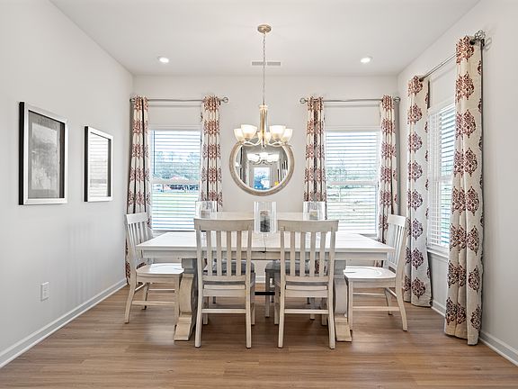 The Langford - Dining Area