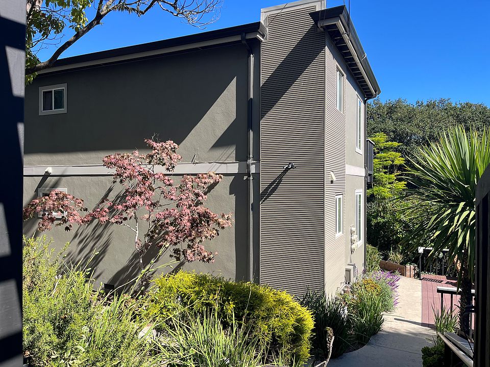 1st image of 304 10th Ave