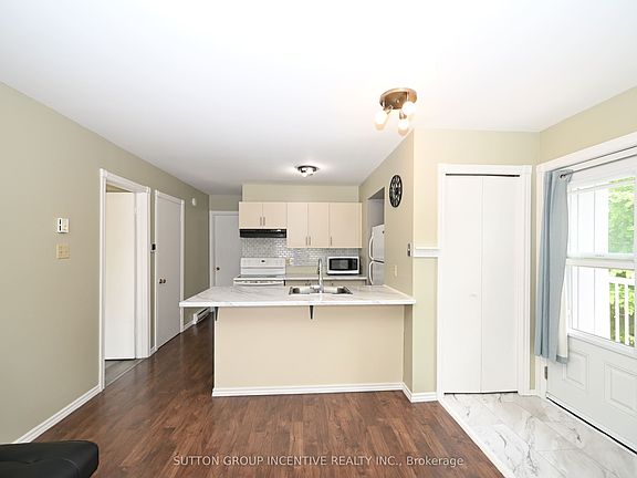 5th image of 19 Dawson Dr #57