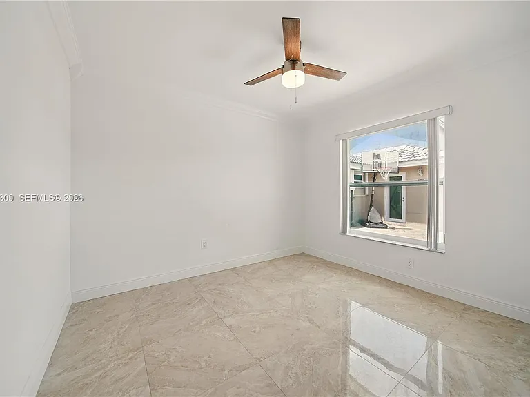 5202 NW 187th St — Photo 15