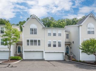 2104 Eaton Ct #2104, Danbury, CT 06811