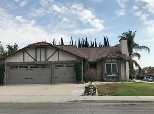 28361 Cambridge Ct, Highland, CA 92346
