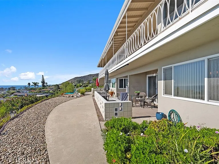 21702 Ocean Vista Dr #B — Photo 7
