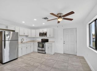 917 W 2nd St, Riviera Beach, FL 33404