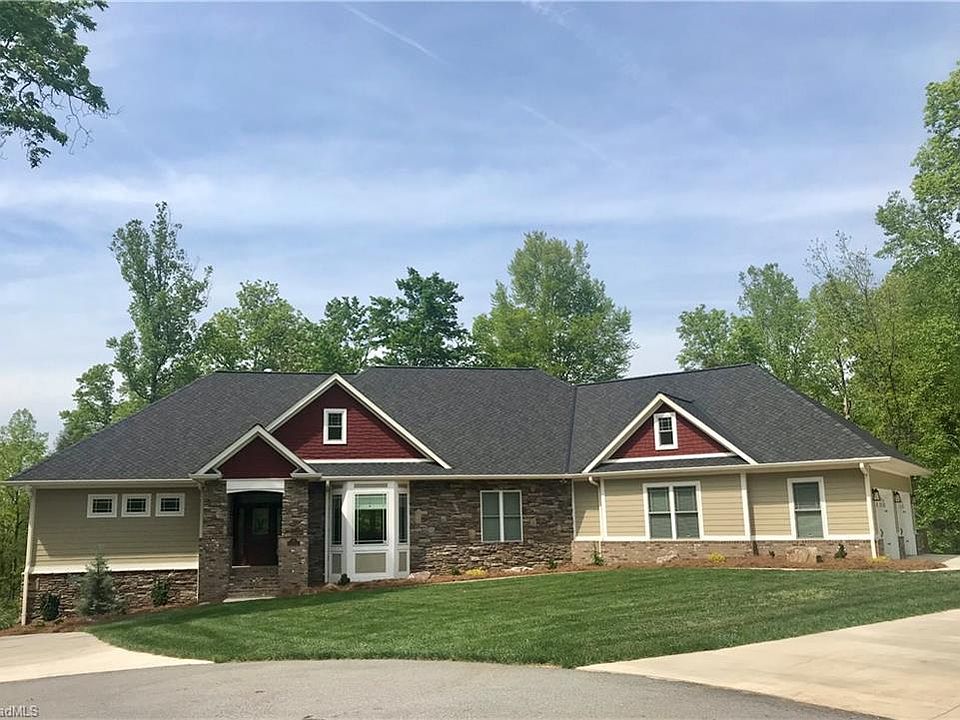 1st image of 151 Sanctuary Cir