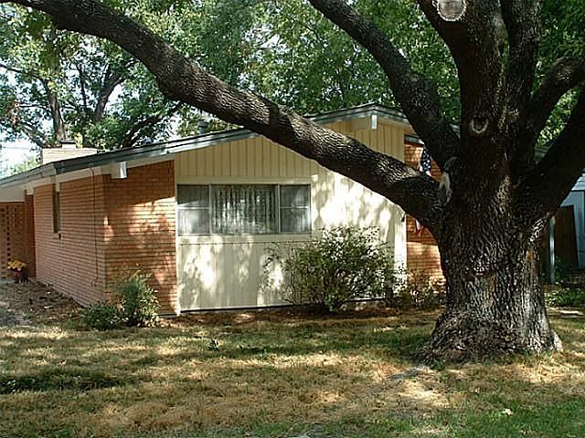 1st image of 5812 Wales Ave