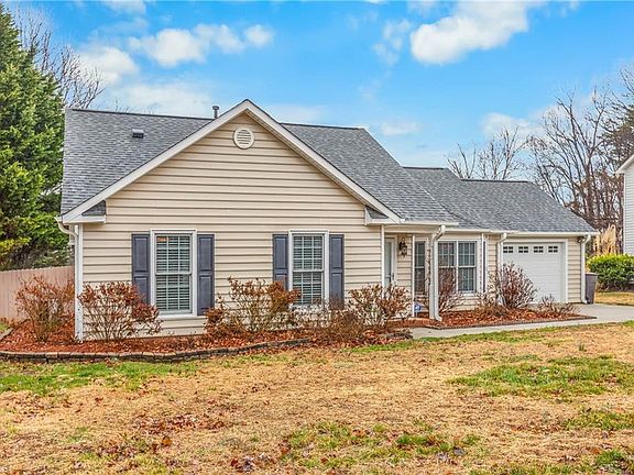 3rd image of 3402 Timberwolf Ave