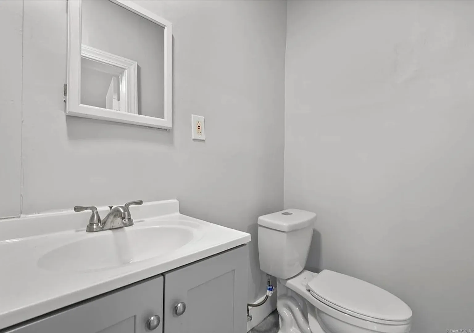 25 Whittier St — Photo 2