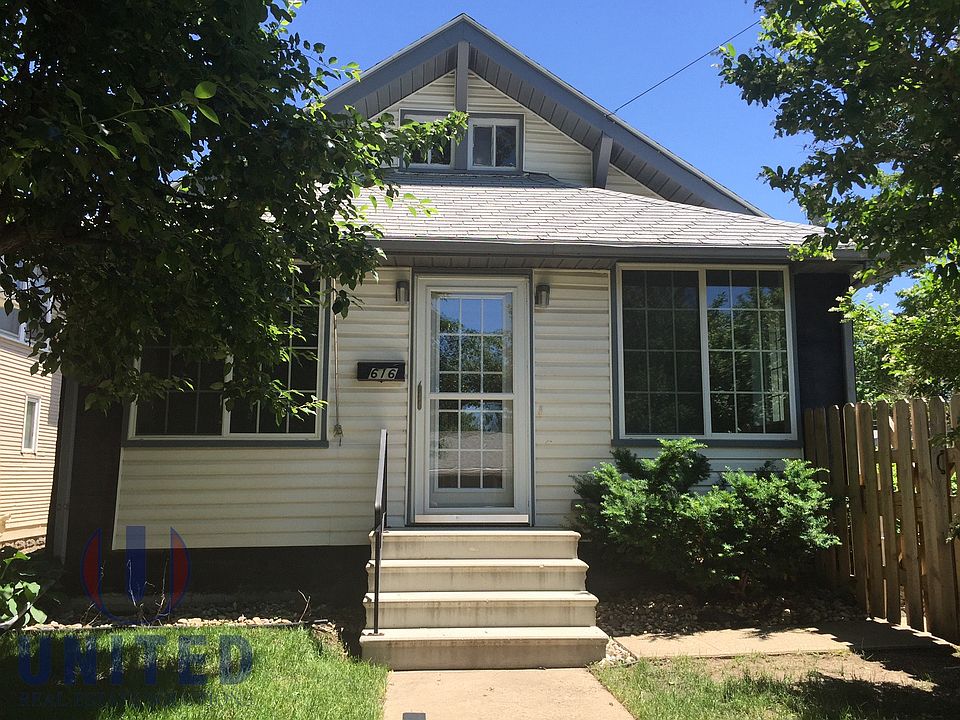1st image of 616 S Westcott St