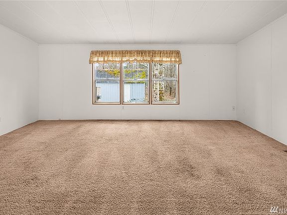 3rd image of 12126 317th Pl NE