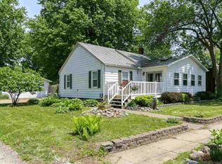 207 6th St, Hampton, IL 61256