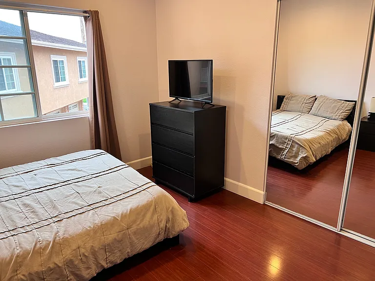 7056 Fulton St #9 — Photo 4