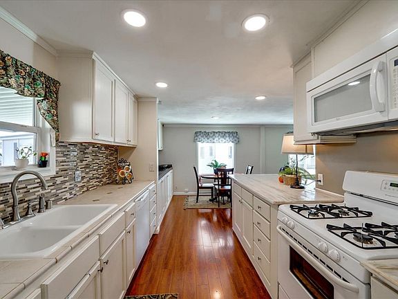 5th image of 575 E San Pedro Ave #75