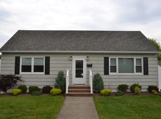 74 Anderson Ave, Totowa, NJ 07512