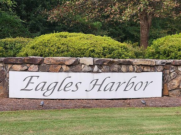3rd image of 896 Eagles Harbor Dr