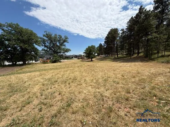 3542 Jarvis Ct, Sturgis, SD 57785