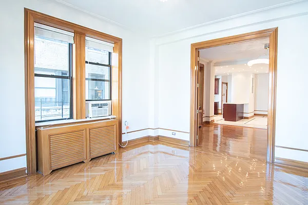 Rented by WAM Partners - William Moses Co. | media 24