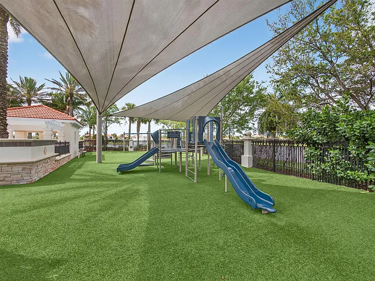 12054 Aviles Circle Palm — Photo 54